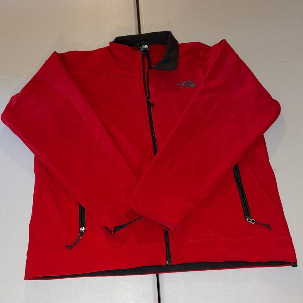 The North Face Apex Bionic Softshell Jacket Mens XL Red Full Zip Windbreaker